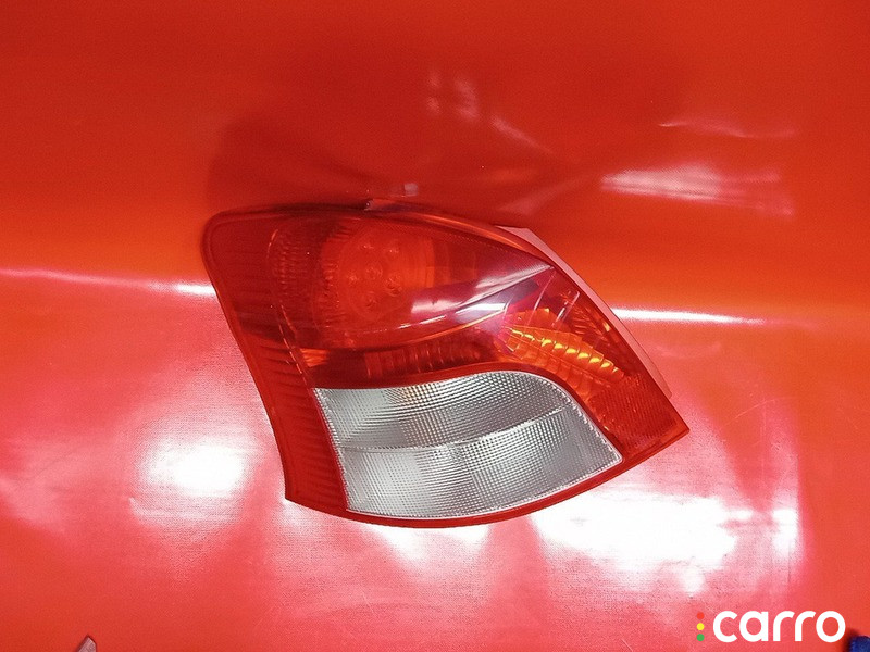52142 СТОП-СИГНАЛ Toyota Vitz - фото №1