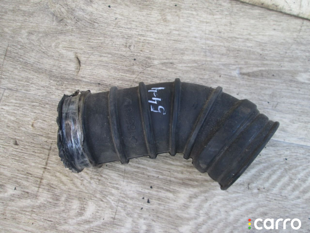 1657854A00 Патрубок воздушного фильтра Nissan Sunny N14 1995г. - фото №1