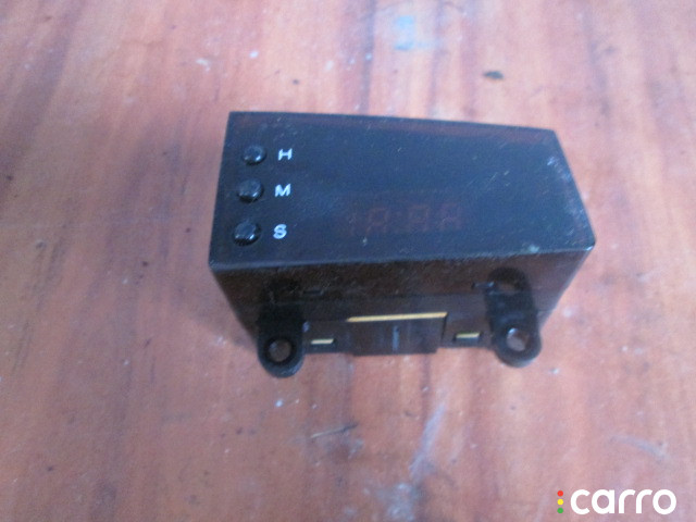 Часы Daewoo Nubira j150 2000г. - фото №1
