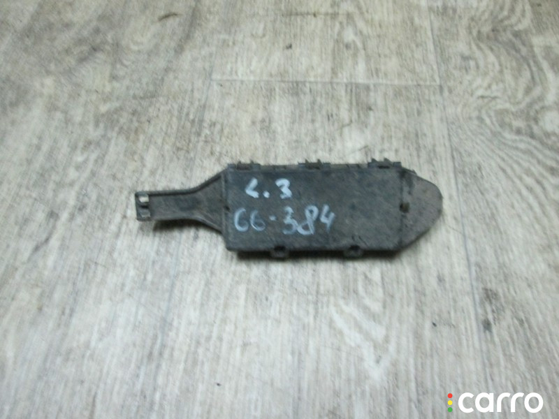 Кронштейн BMW 7 E38 1999г. - фото №1