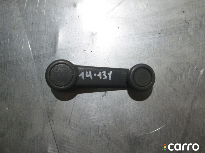 Ручка стеклоподъемника Mazda 323 BA 1997г. - фото №1