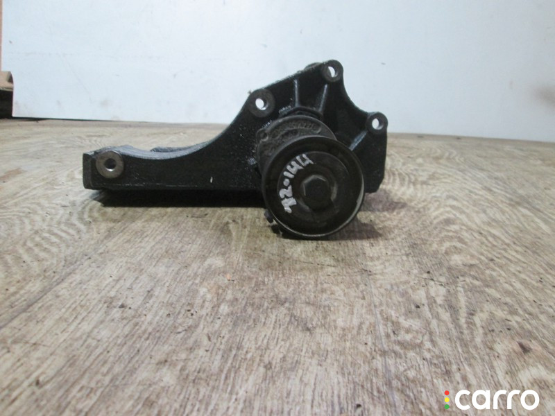 Кронштейн генератора Volkswagen Golf 3 1995г. - фото №1