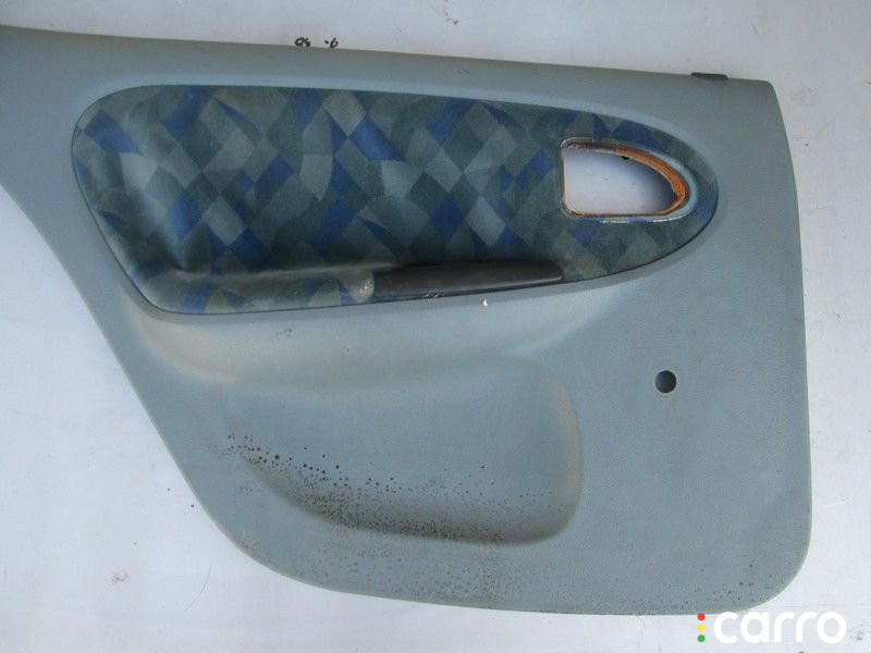 Обшивка двери задней левой (дверная карта) Renault Megane 1 1999г. - фото №1
