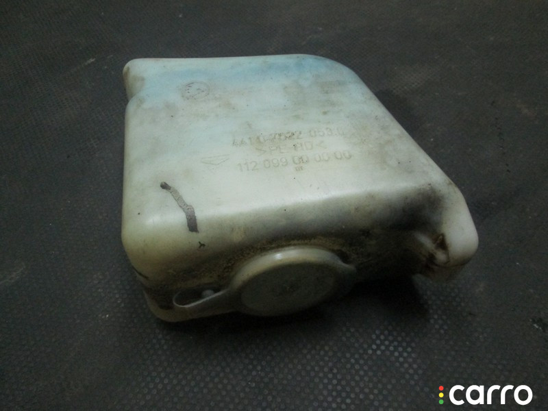 Бачок омывателя Skoda Felicia 1997г. - фото №1