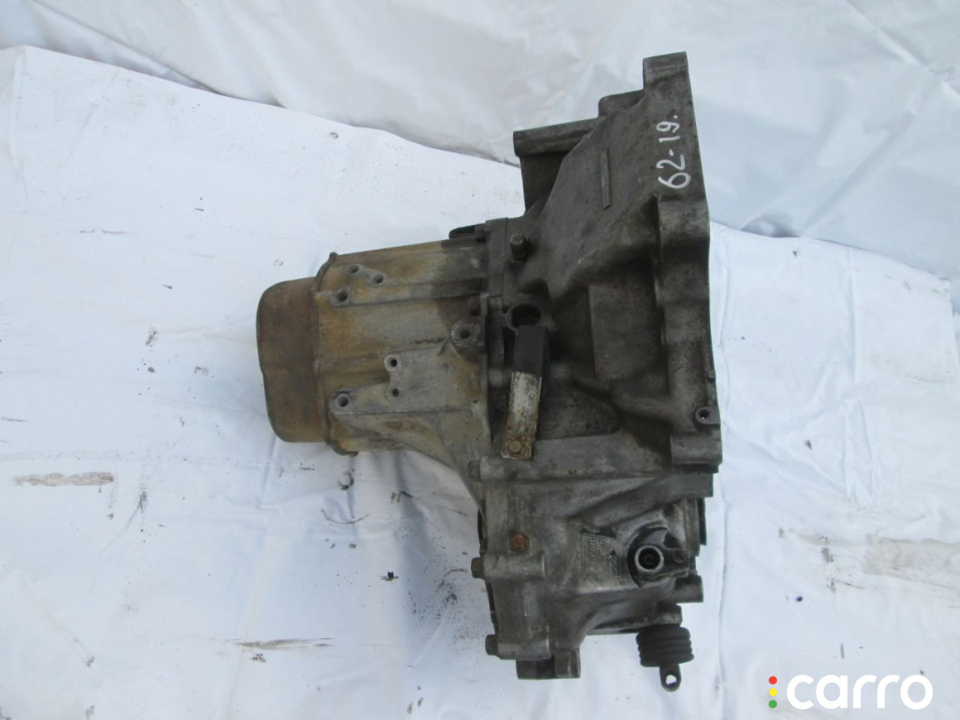 КПП механическая (МКПП) 5-ступенчатая Mazda 626 GE 1992г. - фото №1