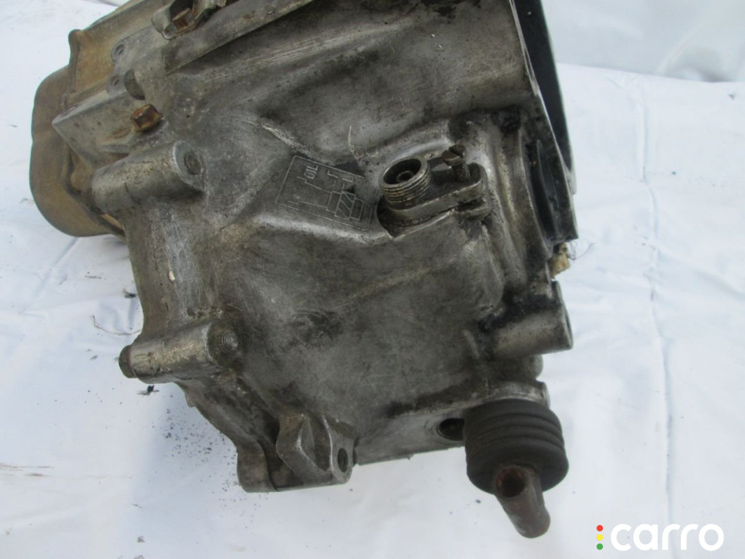 КПП механическая (МКПП) 5-ступенчатая Mazda 626 GE 1992г. - фото №2