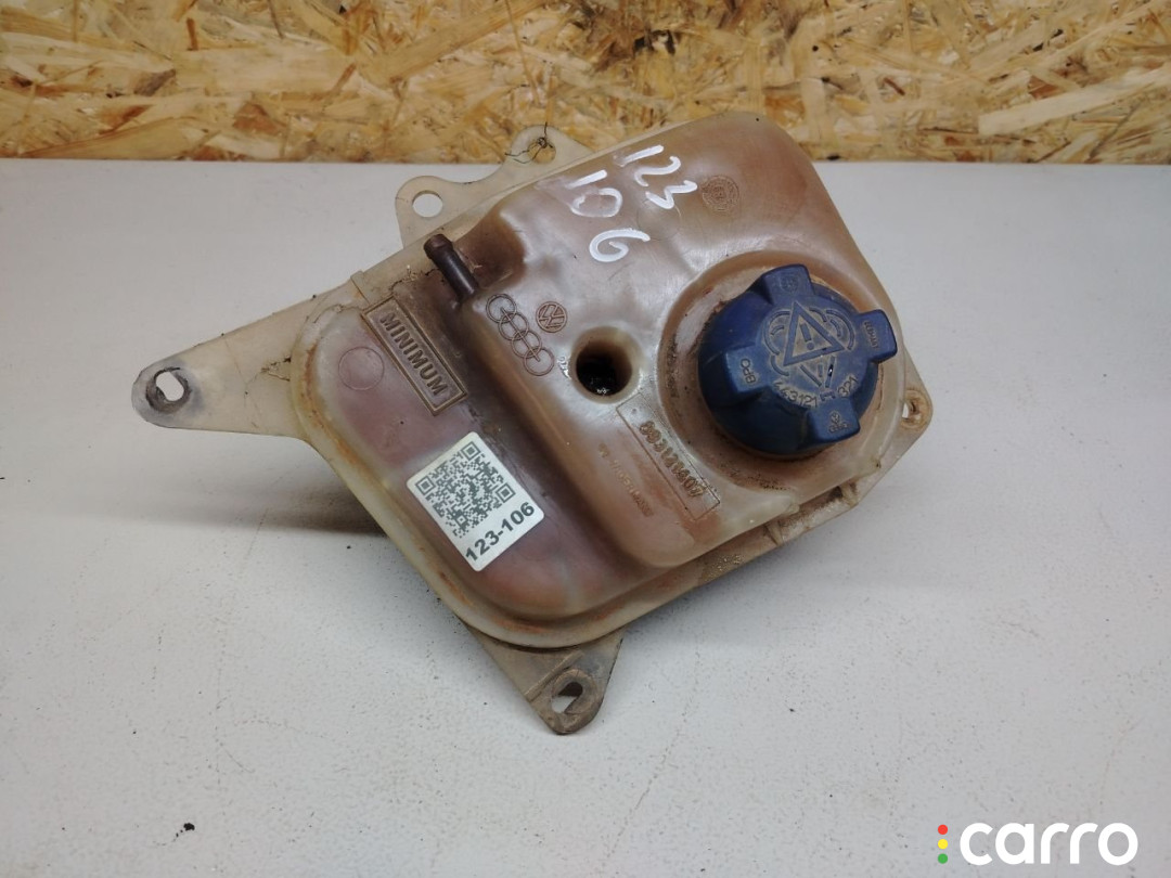 893121407 Бачок расширительный Audi 80 B3 1990г. - фото №1