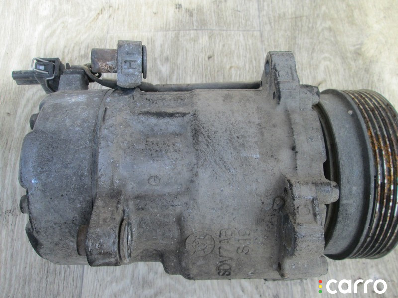 Компрессор кондиционера Volkswagen Passat B5 2001г. - фото №1