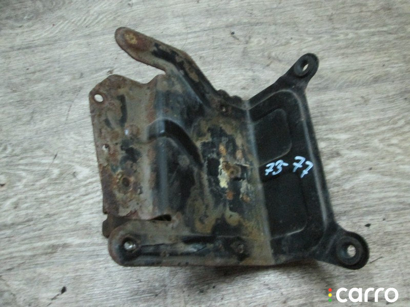 Полка аккумулятора Rover 416 1998г. - фото №1
