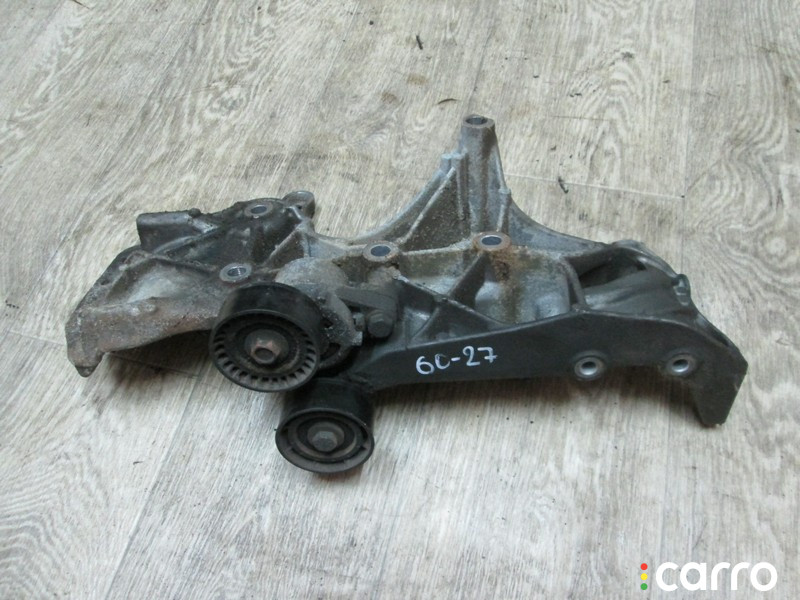 Кронштейн генератора Renault Scenic 1 1999г. - фото №1