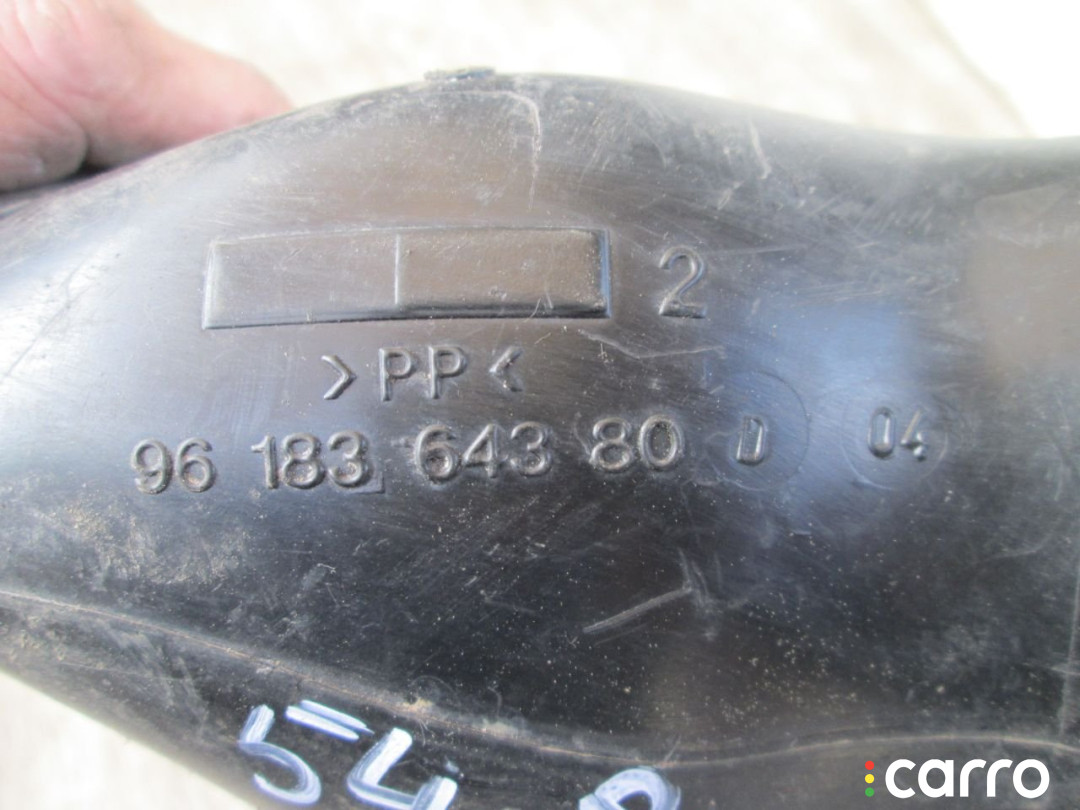 9618364380 Патрубок воздушного фильтра Peugeot 406 1998г. - фото №2