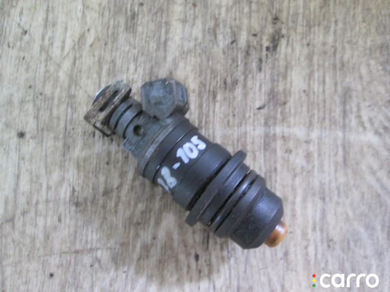 Форсунка Audi 80 B4 1994г. - фото №1