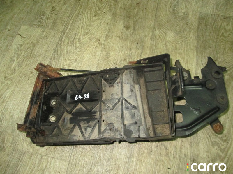 Полка аккумулятора Fiat Scudo 1 2003г. - фото №1