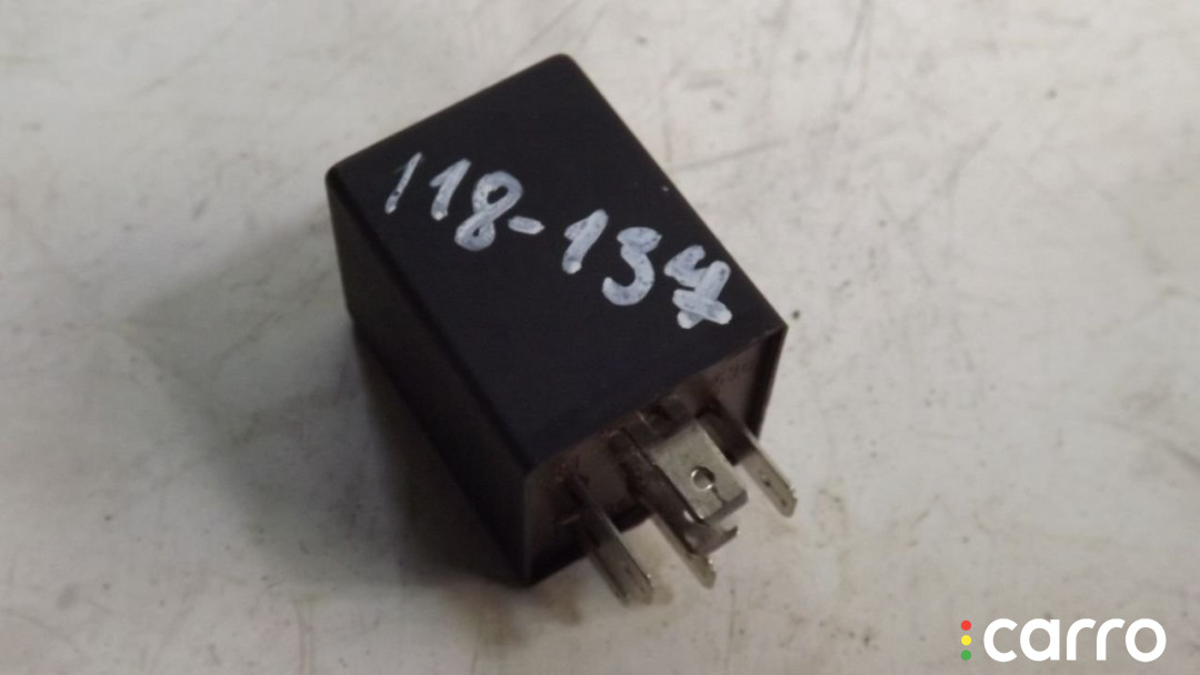 431955531 Реле стеклоочистителей (дворников) Audi 100 C3 1985г. - фото №1