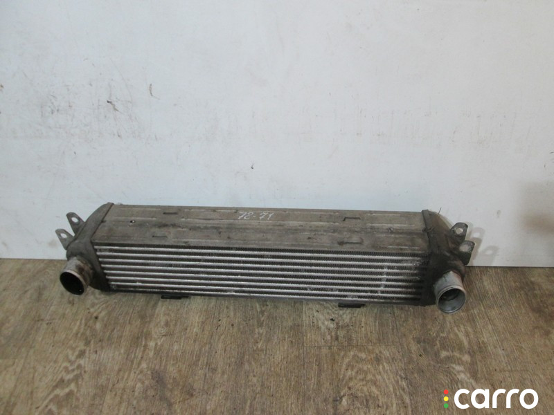 Интеркулер Land Rover Discovery 3 2005г. - фото №1