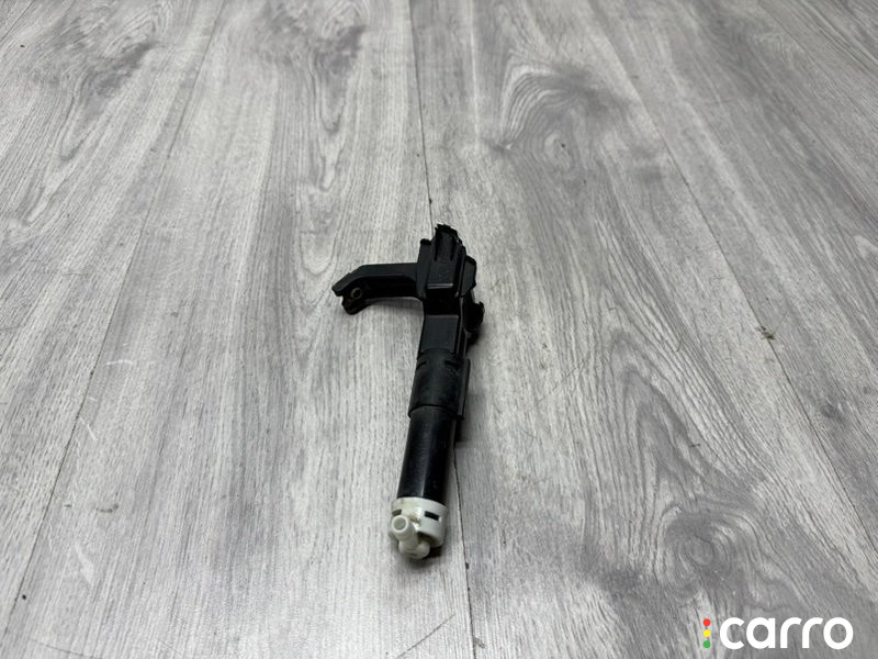 8520833040 Форсунка омывателя фар левая Toyota Camry 50 2012г. - фото №4