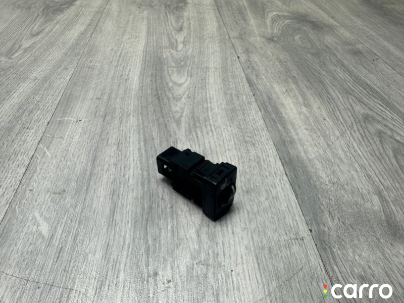 8475133101 Кнопка обогрева сидений левая Toyota Camry 50 2012г. - фото №5