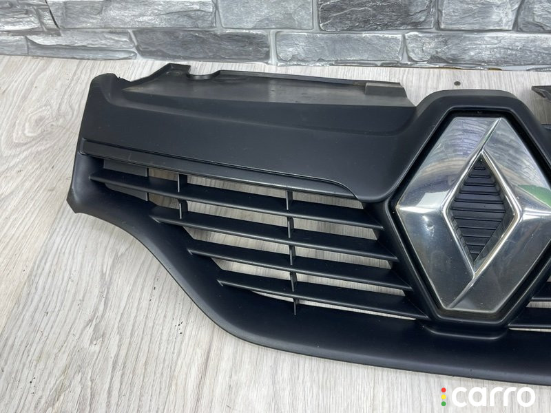 623107605R Решетка радиатора Renault Logan 2 2017г. - фото №4