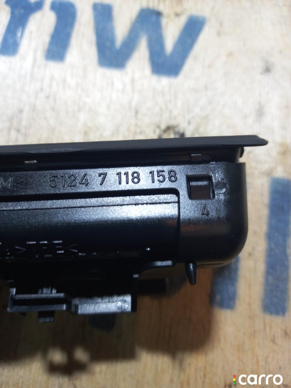 7118158, 51247118158 Кнопка багажника BMW X5 2012г. - фото №5