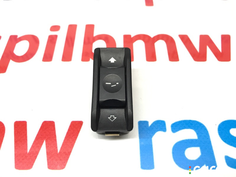 61316907288, 6907288 Кнопка люка BMW 5-series 2002г. - фото №2