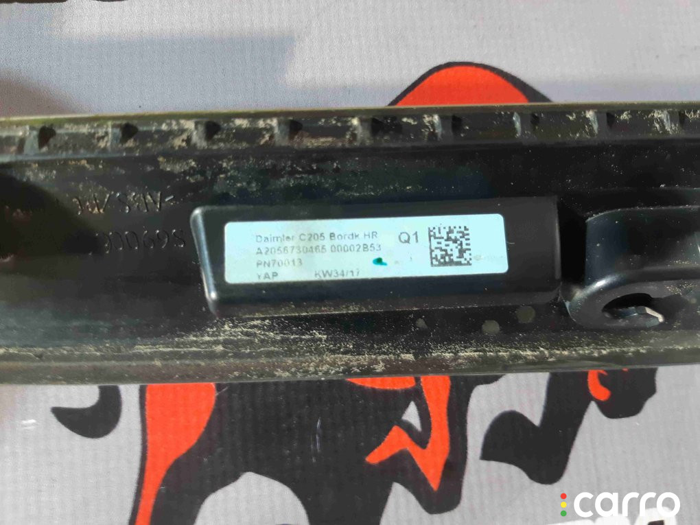 A2056730465 Молдинг стекла лобового Mercedes-Benz C-Class 2015г. - фото №3