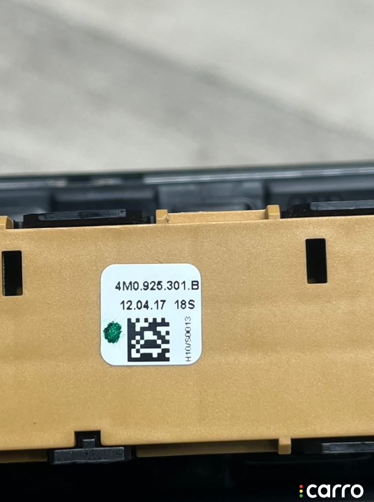 4M0925301B Блок кнопок AUDI Q7 2017г. - фото №6