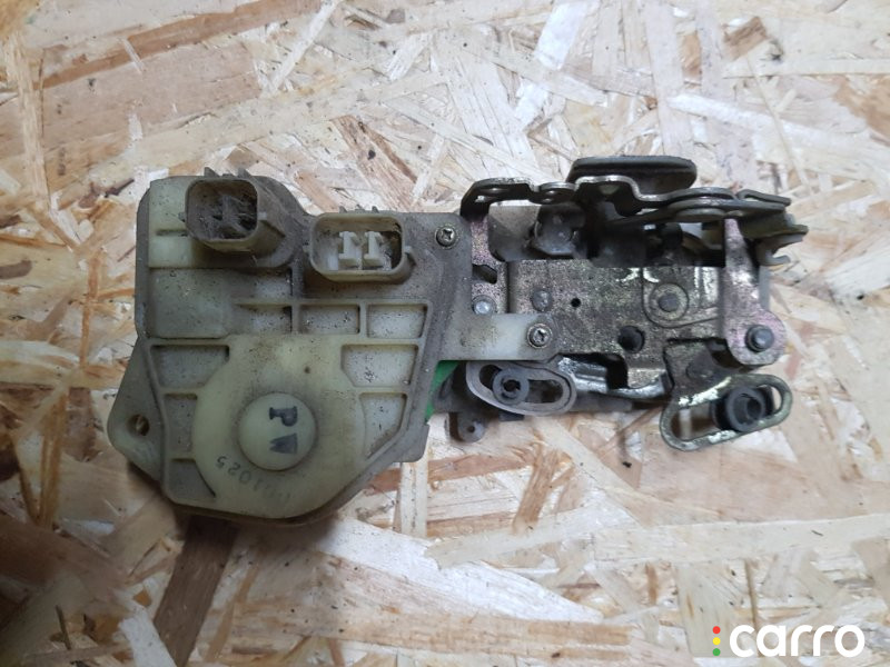 замок двери Honda Civic 2001г. - фото №1