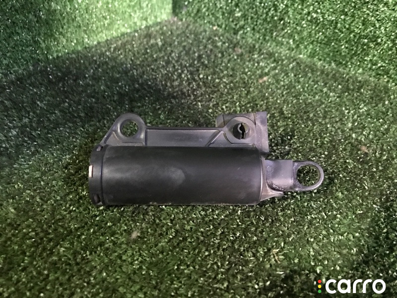 бардачок Mazda Mazda 6 2006г. - фото №1