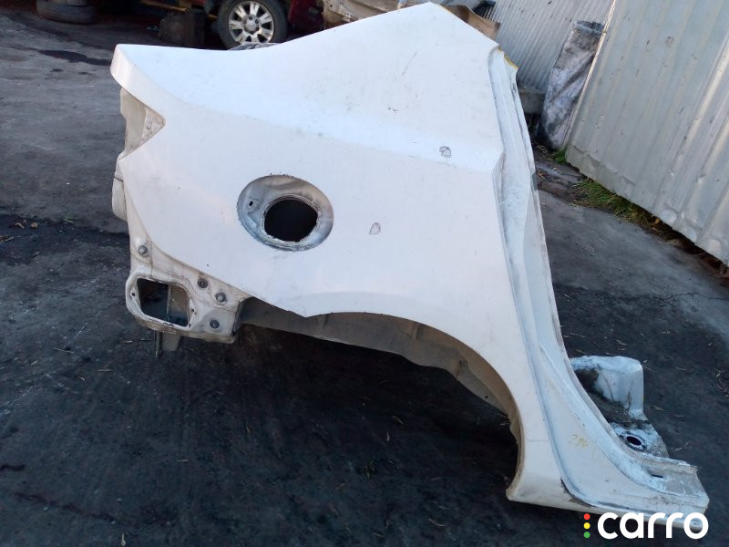 крыло Mazda Axela 2004г. - фото №1