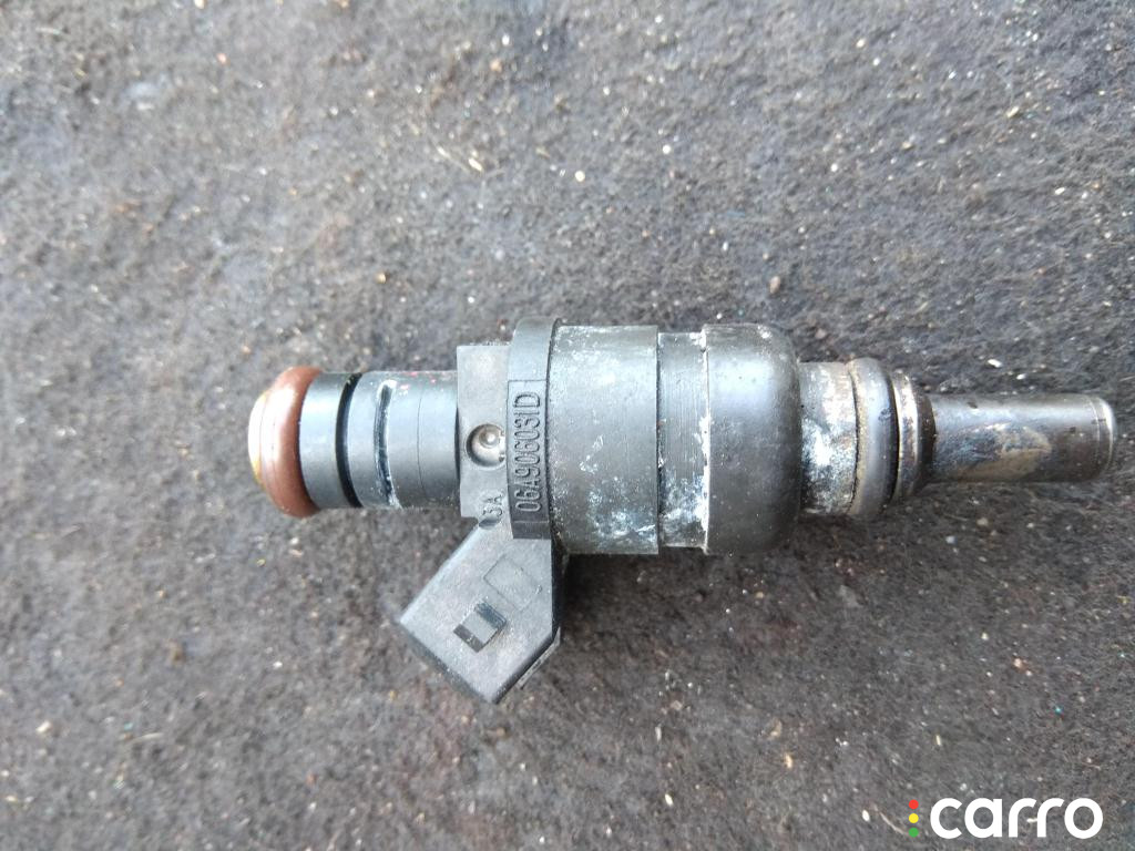 06A906031D, AGN, AEH, AKL, AGU, AQY, ARZ, AZH, APK, APF, AVU, AUM Форсунка Audi A3 1999г. - фото №1