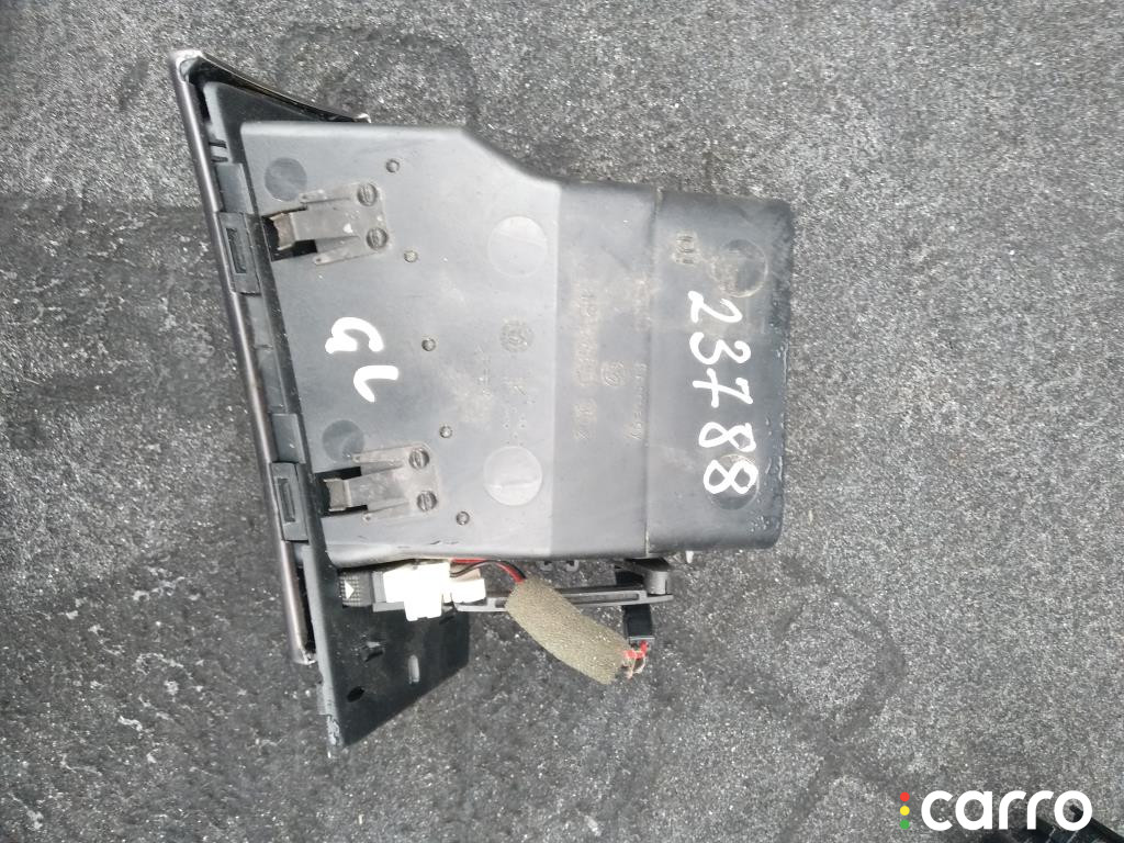 4B1820902 Дефлектор обдува салона Audi A6 2000г. - фото №2