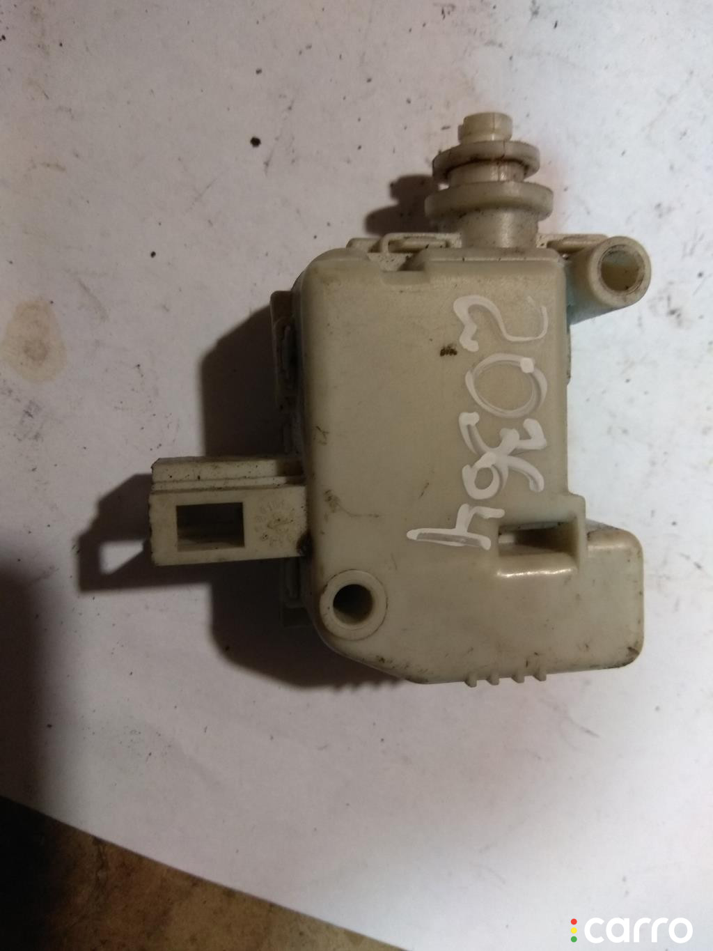 3B0862159A, 3B0959781, 3B0862247 Активатор замка крышки топливного бака Audi A6 1999г. - фото №1