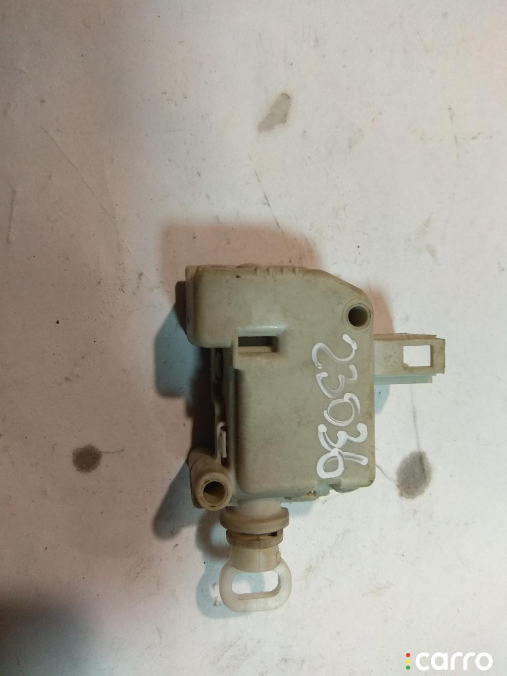 3B0862159A, 3B0959781, 3B0862247 Активатор замка крышки топливного бака Audi A6 1999г. - фото №1