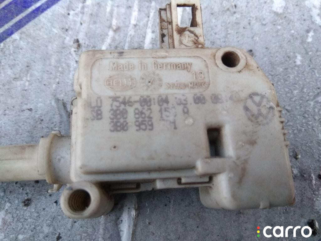 3B0862159A, 3B0959781, 3B0862247 Активатор замка крышки топливного бака Audi A6 1999г. - фото №3