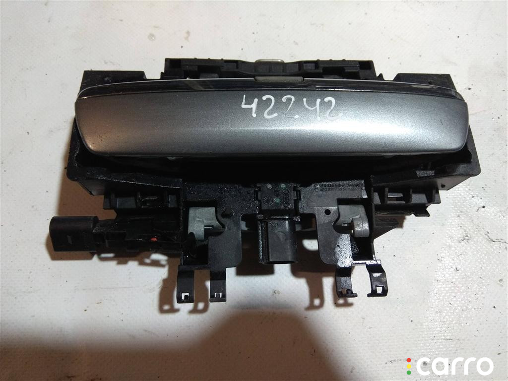 4E0839205G Ручка наружная задняя левая Audi A8 2007г. - фото №1