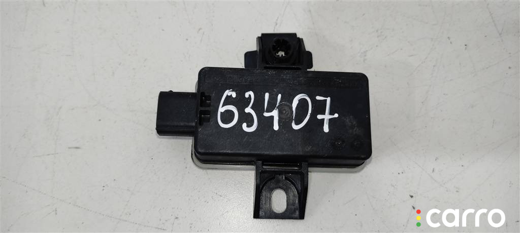 A0009002013, A0009013506, A0009027436 Блок контроля давления в шинах Mercedes E W213 2018г. - фото №1