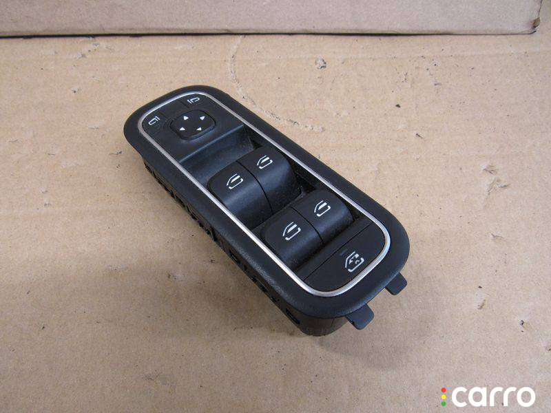 A1777203302, A1679050001 кнопка стеклоподъемника передней левой Mercedes-Benz CLA C118 2020г. - фото №1