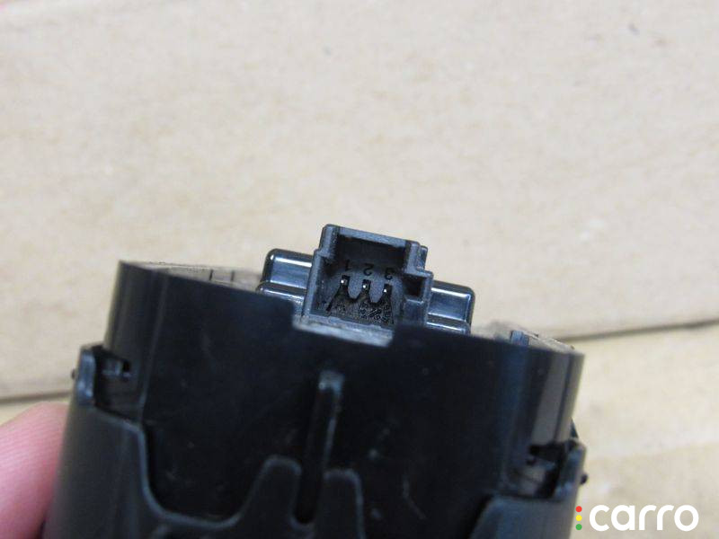 A1777203302, A1679050001 кнопка стеклоподъемника передней левой Mercedes-Benz CLA C118 2020г. - фото №8