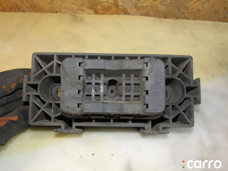 A1666900134 Опора под домкрат (поддомкратная подушка) передняя правая Mercedes-Benz GL X166 2014г. - фото №3