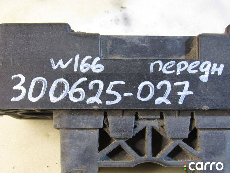 A1666900134 Опора под домкрат (поддомкратная подушка) передняя левая Mercedes-Benz GL X166 2014г. - фото №7