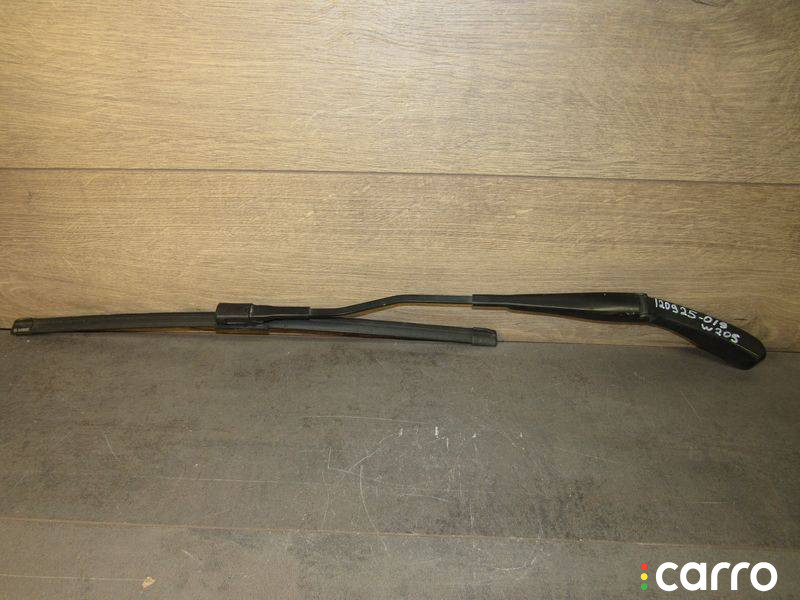 A2058203700 щеткодержатель (поводок стеклоочистителя, дворник) левый Mercedes-Benz C W205/S205/C205 2016г. - фото №1