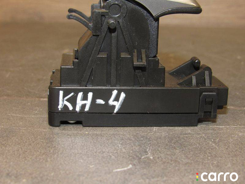 A2059056603 Кнопка ручного тормоза (ручника) Mercedes-Benz C W205/S205/C205 2016г. - фото №8