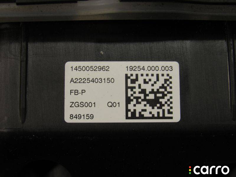 A2225403150 Блок предохранителей Mercedes-Benz C W205/S205/C205 2016г. - фото №5