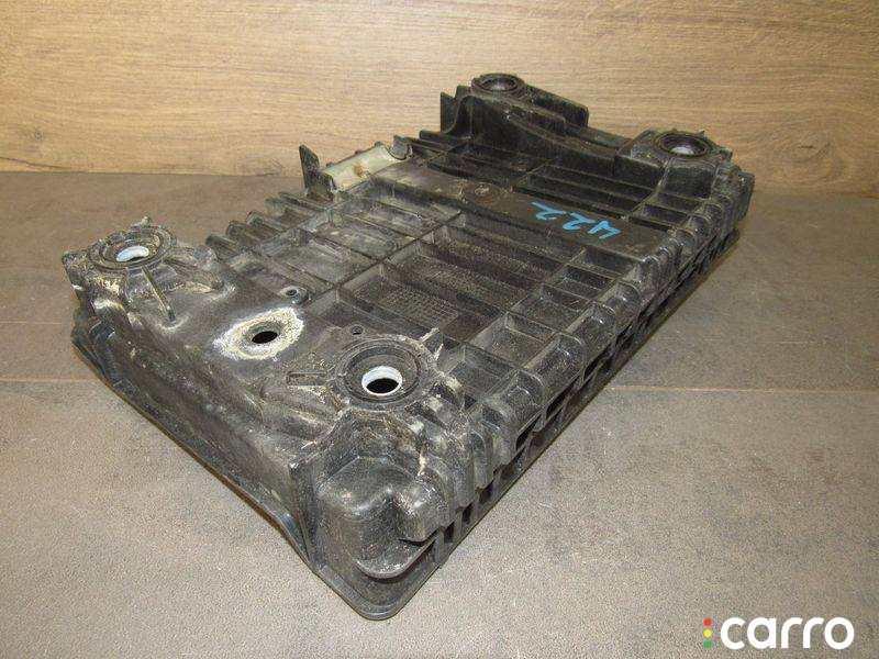A2056200018 Полка аккумулятора Mercedes-Benz C W205/S205/C205 2016г. - фото №5