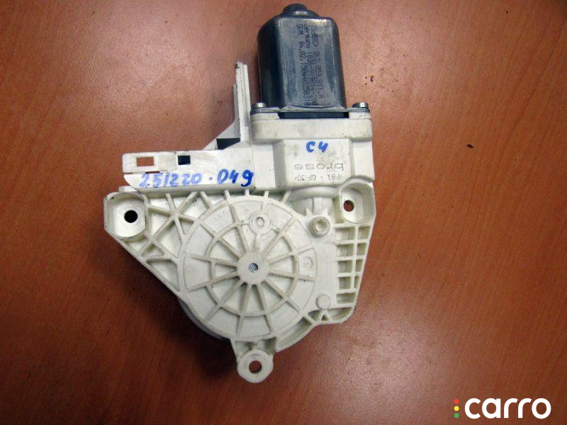 8K0959811A моторчик стеклоподъемника задний левый Audi A6 4F/C6 2010г. - фото №3