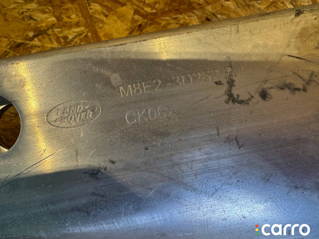 LR181518, M8E2-3D262-A, M8E23D262AF передняя панель (телевизор) Land Rover Range Rover Sport 3 2024г. - фото №5