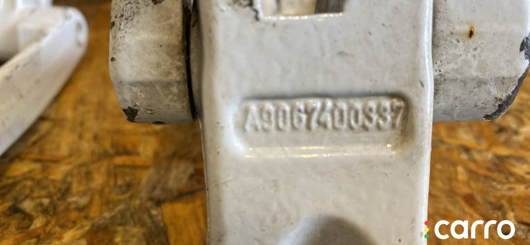 A9067400137, A9067400337, A9067400037, A9067400237 петля двери Mercedes-Benz Sprinter W906 рест 2017г. - фото №7