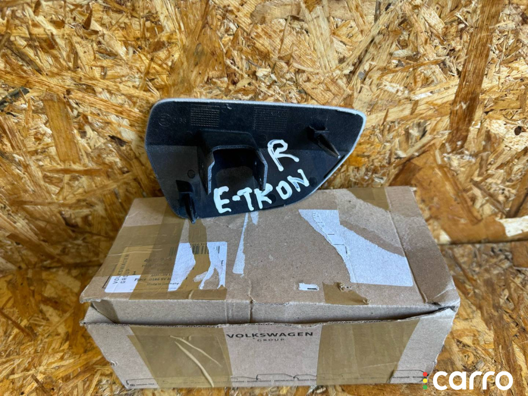 КРЫШКА ОМЫВАТЕЛЯ ФАР Audi e-tron 2021г. - фото №2