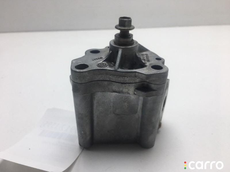 LF02-14-100 Насос масляный Mazda Mazda6 2002г. - фото №6