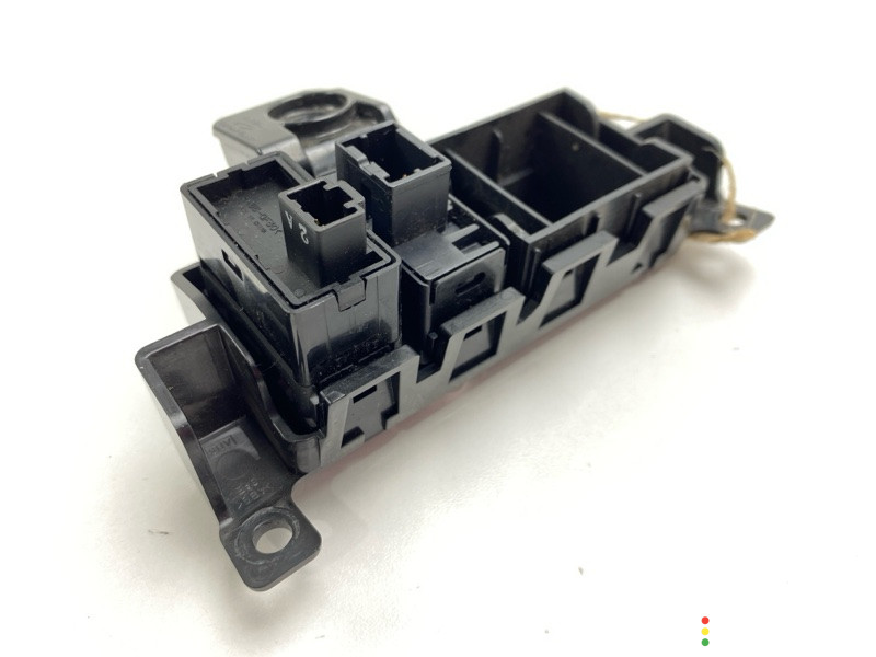 25570EX70A, 25570EX70B, 252681LA0B Кнопка Nissan Patrol 2010г. - фото №7